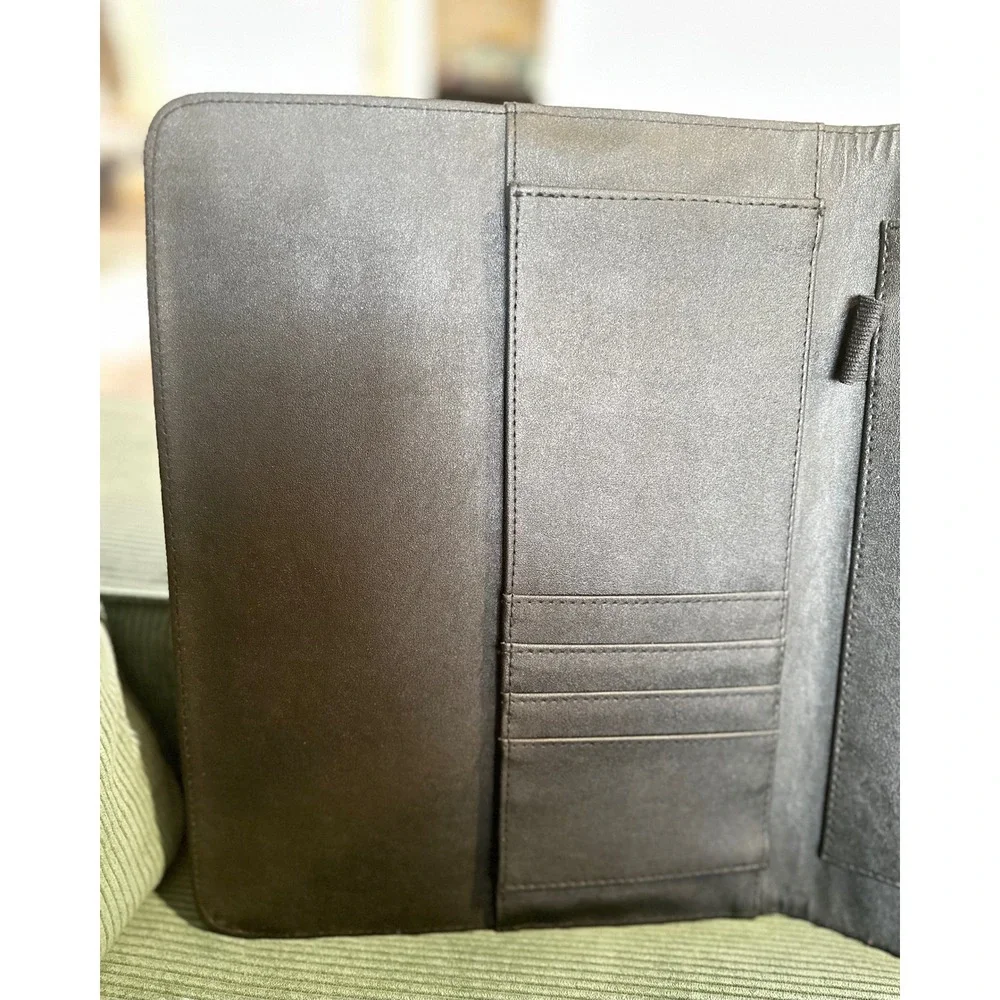 Nike Minnesota Golden Gophers Football Pebbled Leather Portfolio Folder